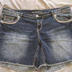 Maurice’s Jean shorts